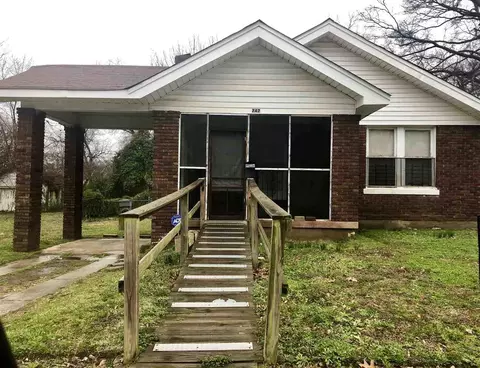 747 Spring St, Memphis, TN 38112 photo 1
