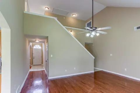 4639 E Ashglen Cir, Collierville, TN 38017 photo 8