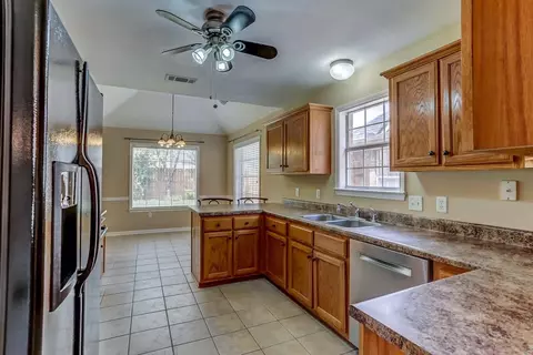 4639 E Ashglen Cir, Collierville, TN 38017 photo 4