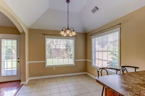 4639 E Ashglen Cir, Collierville, TN 38017 photo 6