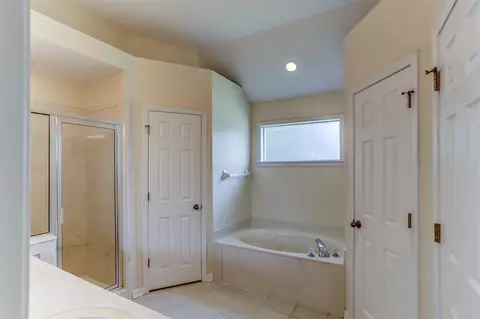 4639 E Ashglen Cir, Collierville, TN 38017 photo 11