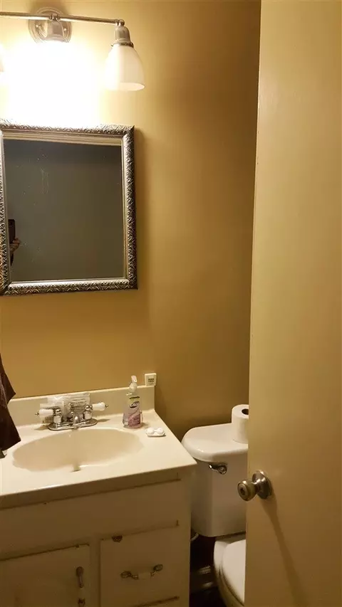 567 Eastern Dr, Memphis, TN 38122 photo 12