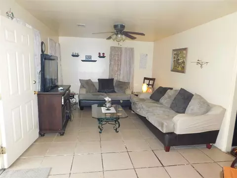 655 Franklin St, Memphis, TN 38112 photo 3