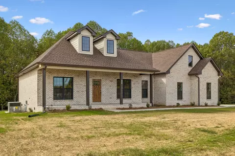 323 Cheney Ln, Lafayette, TN 37083
