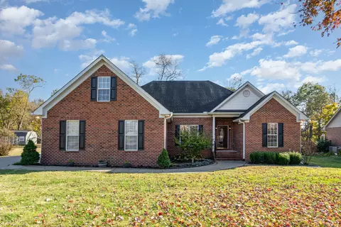 507 Redstone Dr, Gallatin, TN 37066