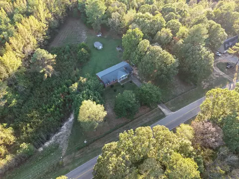 3190 Plainview Rd, Henderson, TN 38340