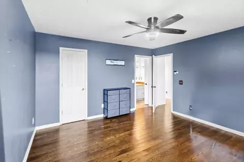 Bedroom - 500 Berry Cir, Springfield, TN 37172 photo 2 of 6