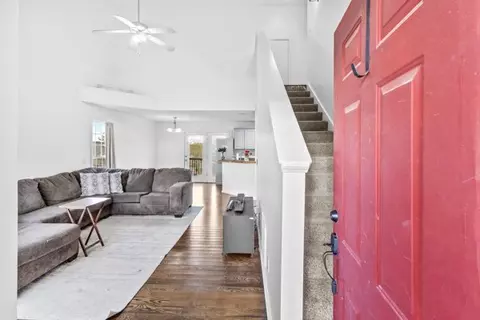 Entry Way - 500 Berry Cir, Springfield, TN 37172 photo 1 of 2