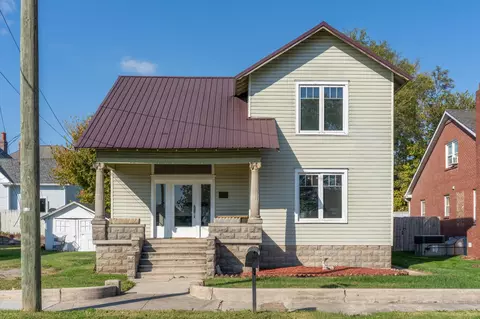 409 N Oak St, Springfield, TN 37172