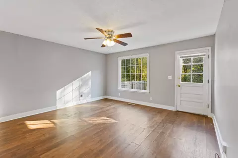 Living - 109 Brook Dr, Dickson, TN 37055 photo 2 of 2