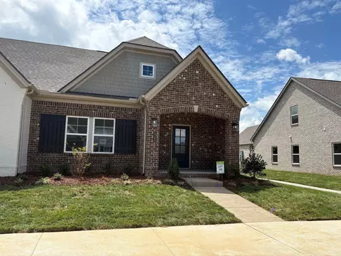 9055 Headwaters Dr #140, Franklin, TN 37064