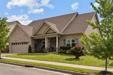 7211 Deervalley Dr, Fairview, TN 37062