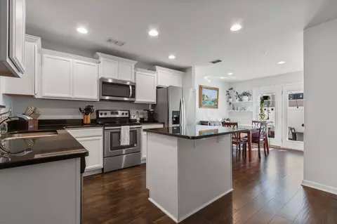 Kitchen - 1002 Muna Ct, Spring Hill, TN 37174 photo 1 of 4