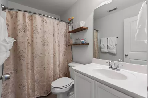 Bath - 1002 Muna Ct, Spring Hill, TN 37174 photo 1 of 5