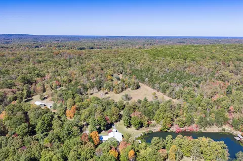 1101 Tom Davidson Rd, Crab Orchard, TN 37723