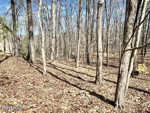 120 Pineridge Loop, Crossville, TN 38558