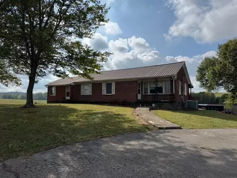 11065 Clay County Hwy, Moss, TN 38575