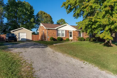 515 Cheatham Dr, Clarksville, TN 37042