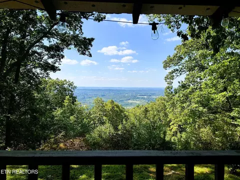 18 County Road 875, Etowah, TN 37331