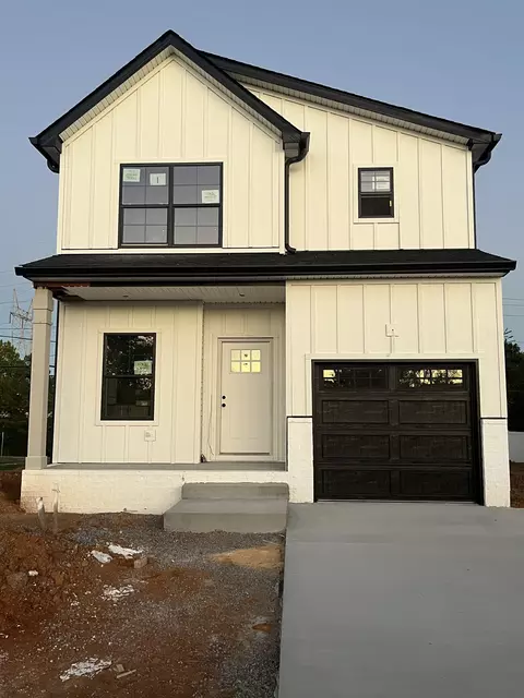 1 Charleston Cv, Clarksville, TN 37043