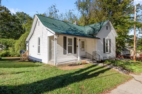 306 E Rickert Ave, Dickson, TN 37055