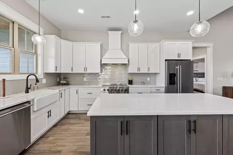 Kitchen - 3966 Baggett Rd, Springfield, TN 37172 photo 2 of 5