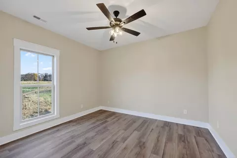 Bedroom - 3966 Baggett Rd, Springfield, TN 37172 photo 3 of 6