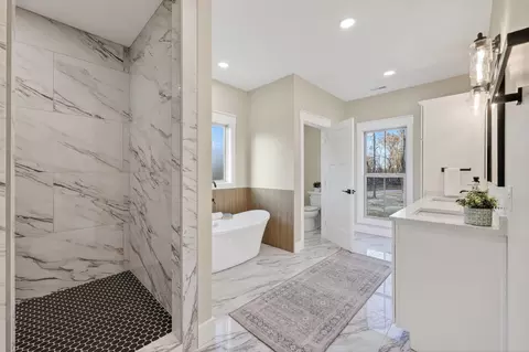 Bath - 3966 Baggett Rd, Springfield, TN 37172 photo 1 of 6