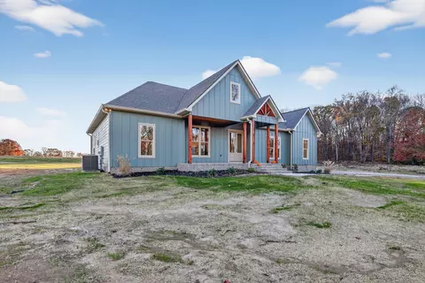 Exterior - 3966 Baggett Rd, Springfield, TN 37172 photo 5 of 10