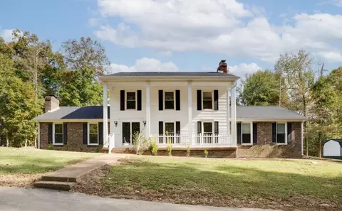 418 Spout Spring Rd, Dover, TN 37058
