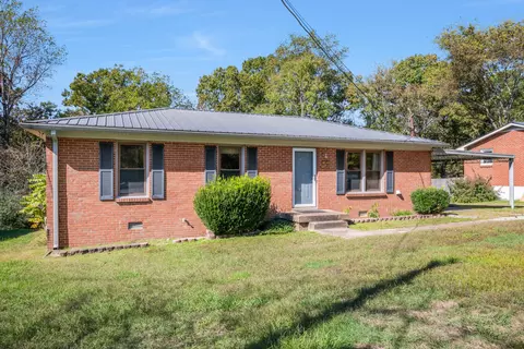 3904 Cedar St, Centerville, TN 37033
