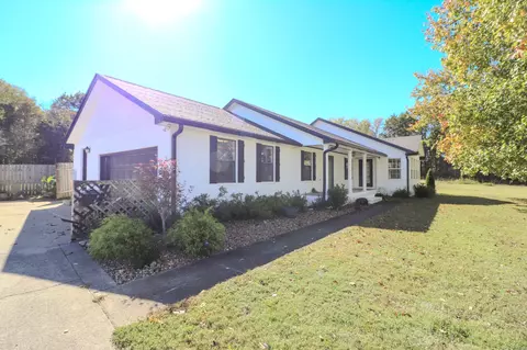 155 Byars Ln, Castalian Springs, TN 37031