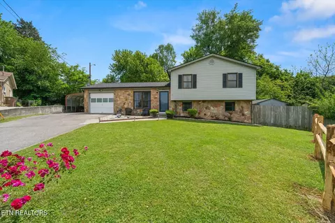 4904 Lancer Dr, Knoxville, TN 37921