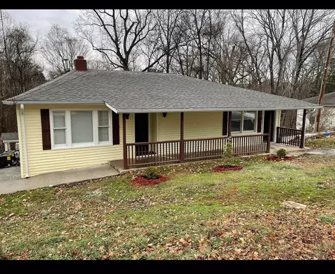 428 Shelby St, Clarksville, TN 37042