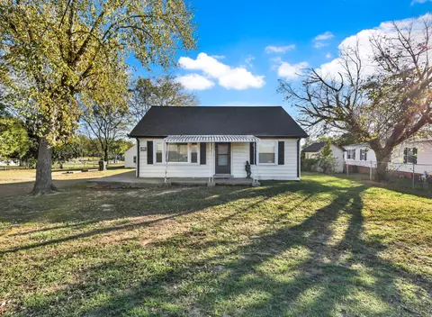 739 W Eastland St, Gallatin, TN 37066