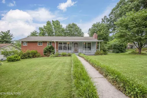 5225 Clairidge Rd, Knoxville, TN 37918
