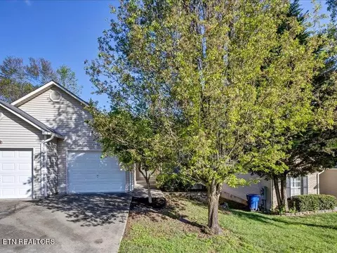 7780 Stone Garden Way, Powell, TN 37849