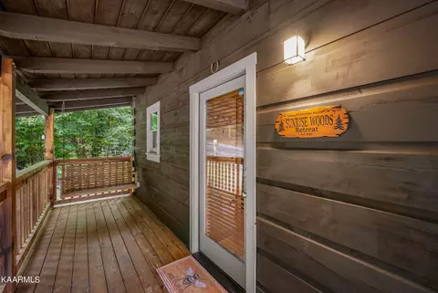 835 Sunrise Blvd, Sevierville, TN 37862