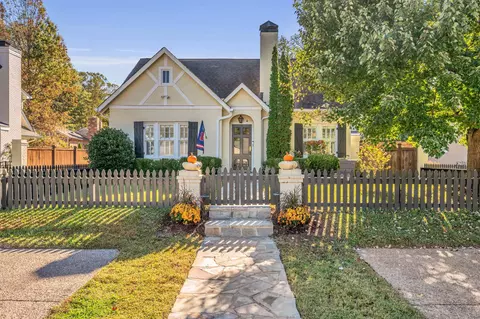 111 Lasalle Ct, Nashville, TN 37205