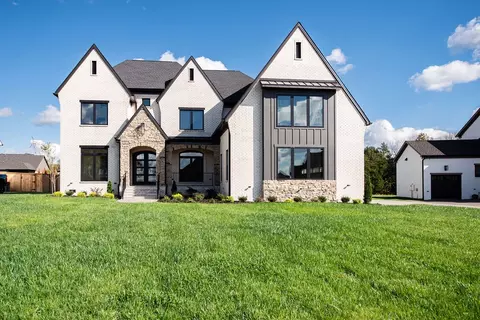 878 Harrisburg Ln, Mount Juliet, TN 37122