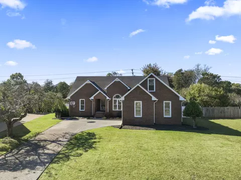 2511 Colfax Dr, Murfreesboro, TN 37129