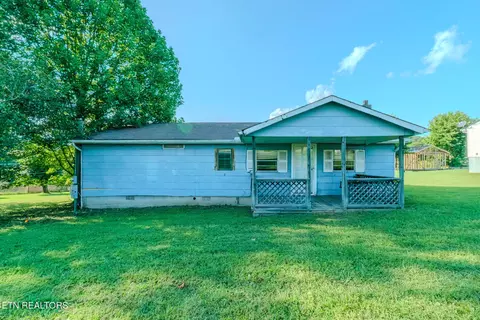 275 Camp Ridge Rd, La Follette, TN 37766