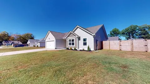 Exterior - 3092 Sofia Ln, Springfield, TN 37172 photo 3 of 7