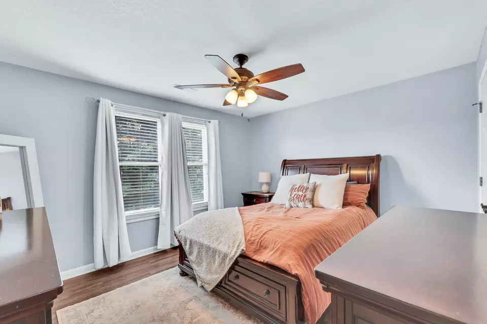Bedroom - 2589 Stone Briar Dr, Clarksville, TN 37043 photo 2 of 5
