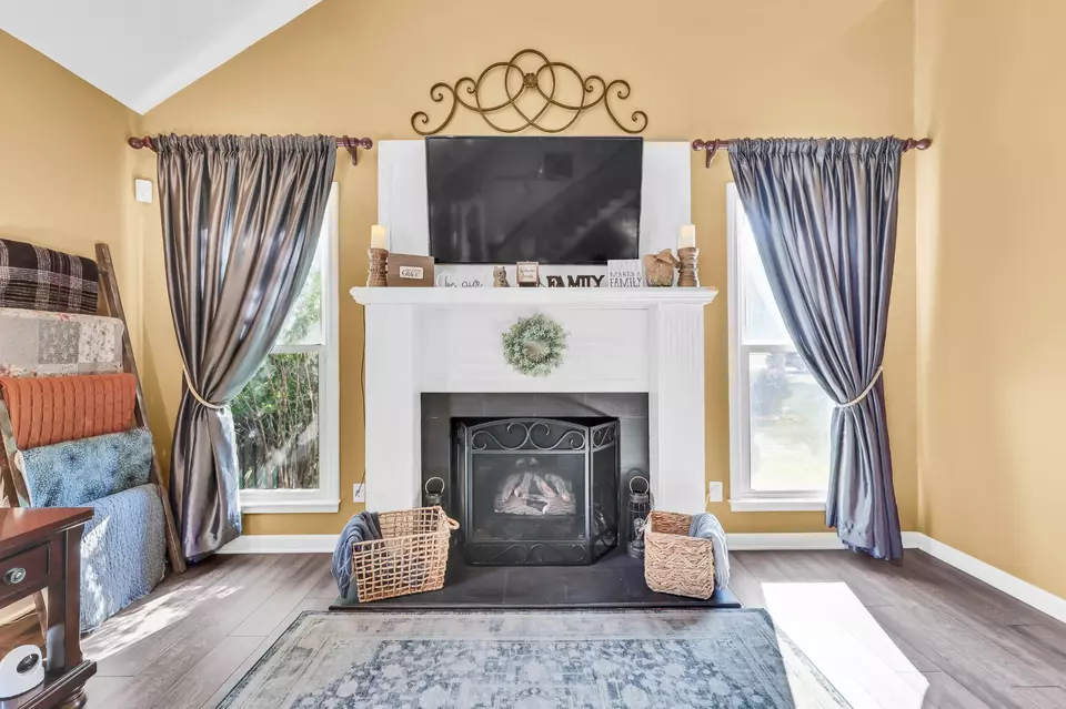 Other - 2589 Stone Briar Dr, Clarksville, TN 37043 photo 6 of 14