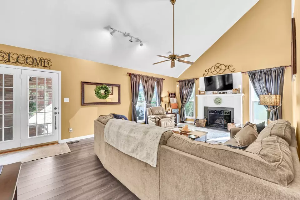 Other - 2589 Stone Briar Dr, Clarksville, TN 37043 photo 3 of 14