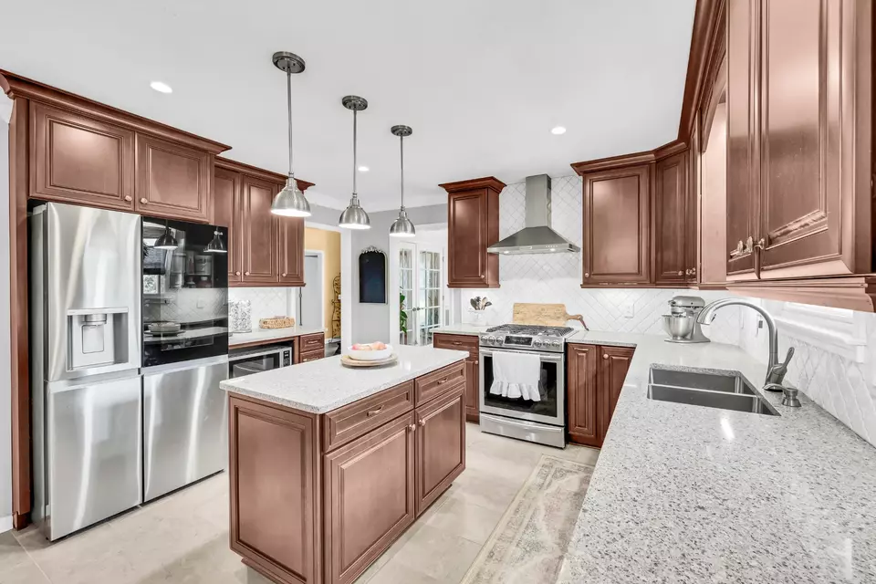 Kitchen - 2589 Stone Briar Dr, Clarksville, TN 37043 photo 3 of 6