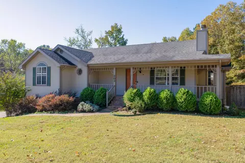 203 Spring Valley Ln, Ringgold, GA 30736