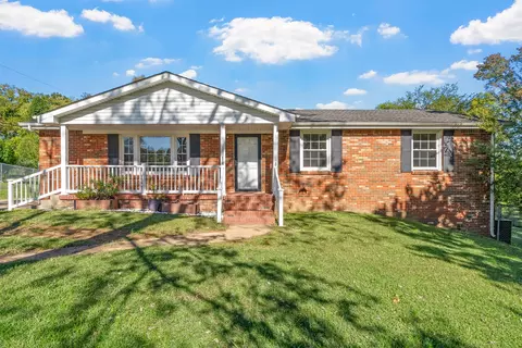 205 Hermitage Rd, Clarksville, TN 37042