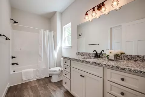 Bath - 255 Aulidge Loop, White Bluff, TN 37187 photo 1 of 4
